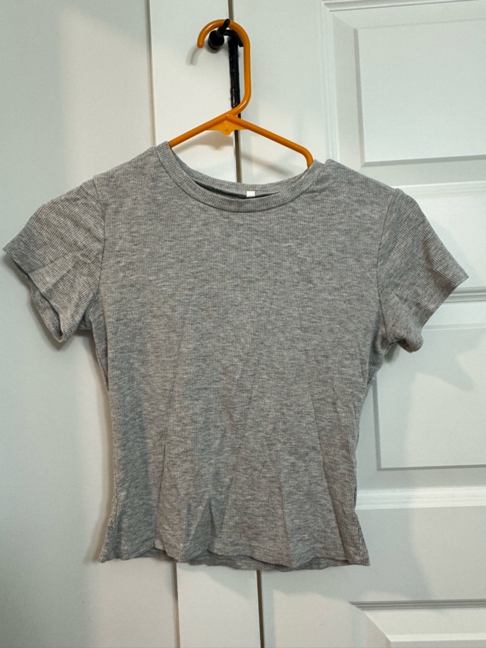 Lightweight Gray Ribbed Short-Sleeve Tee